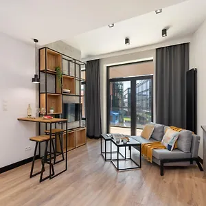 rent-like-home-elektrownia-powile-iii.warsawhotelspoland.com/